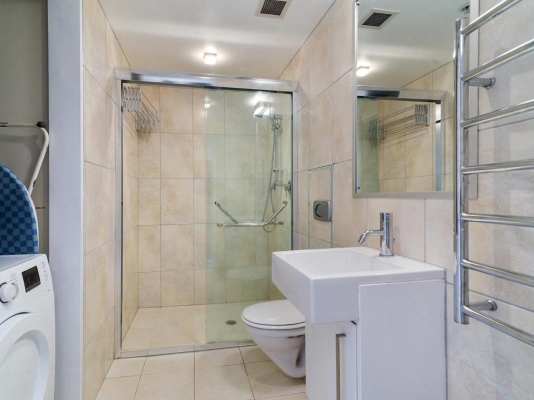 Relax On Roberts - Taupo Holiday Home Bagian luar foto